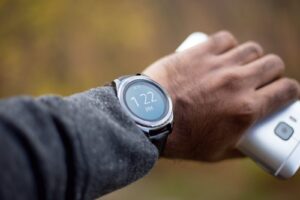 Smartwatch z funkcją telefonu Twój poradnik wyboru idealnego zegarka