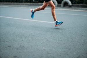 Tętno w trakcie biegu Jak utrzymać puls biegacza w optymalnej strefie?